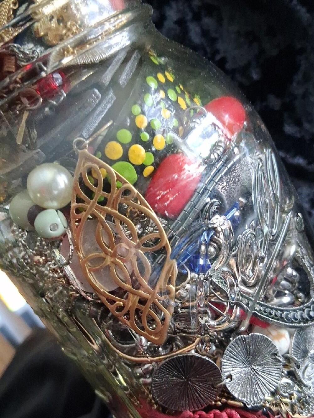 Jewelry Jar Lot Of Mixed Bracelets Earrings Necklaces & Rings - Picture 5 of 14